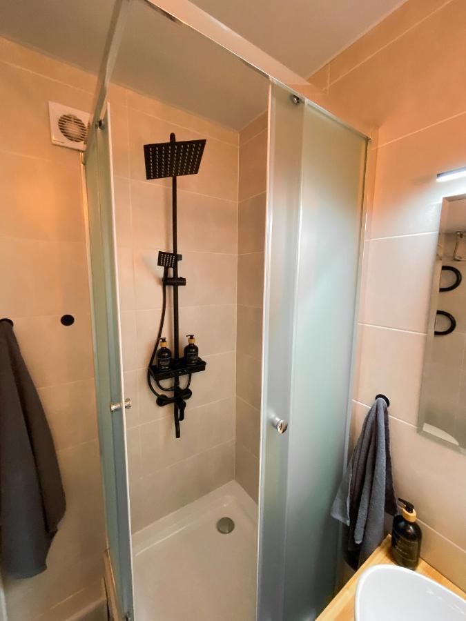 Urban Home Киев Екстериор снимка